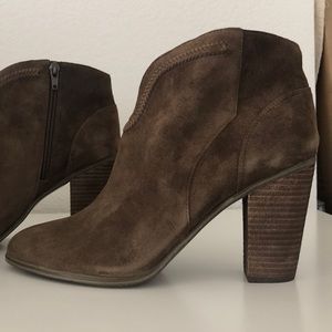 Vince Cameron - Vc Felishan booties - NIB